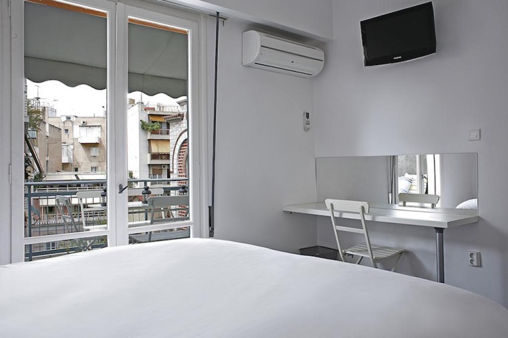Acropolis Charming Apartment With Large Balcony - Dm17 Атина Екстериор снимка